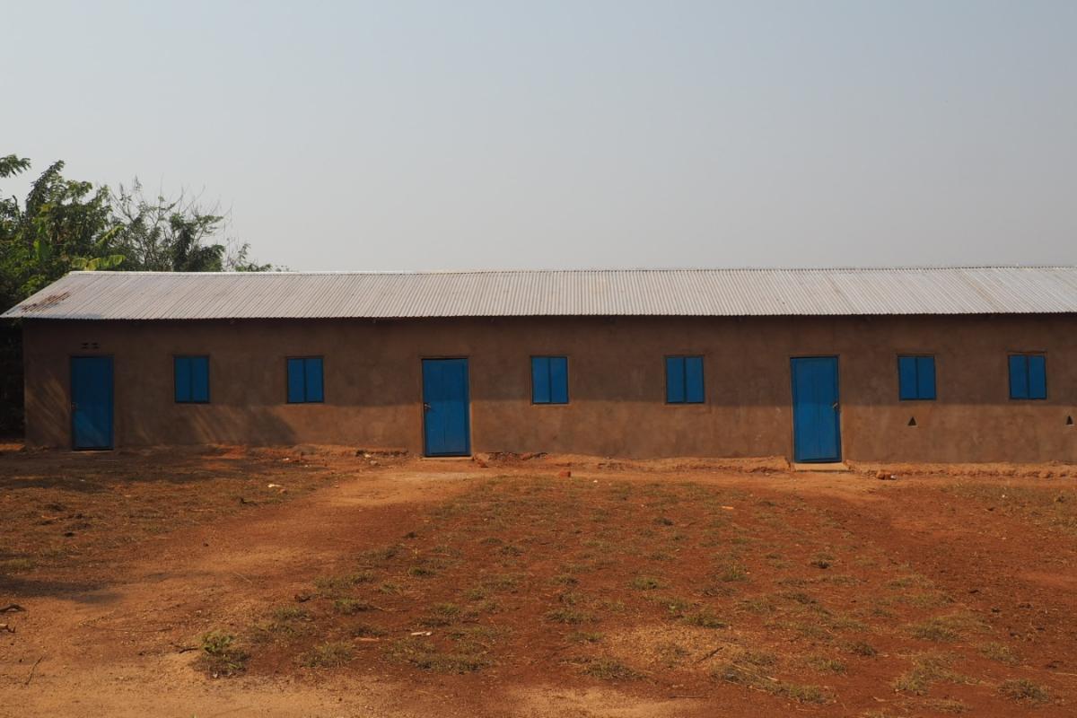 Neues Gebäude für die Sekundarschule in Tshimand