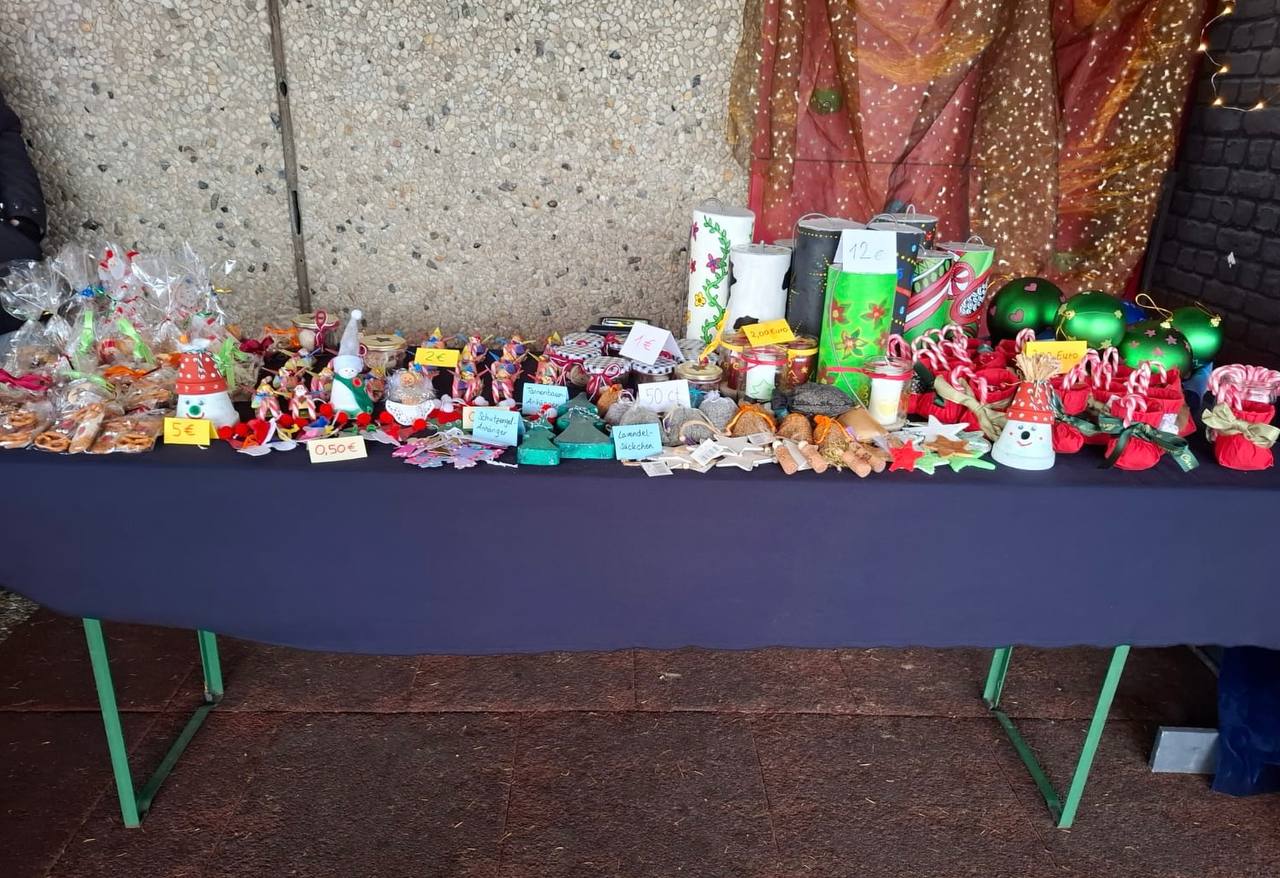 2.100 € für die Partnerschule in Ahiaeke